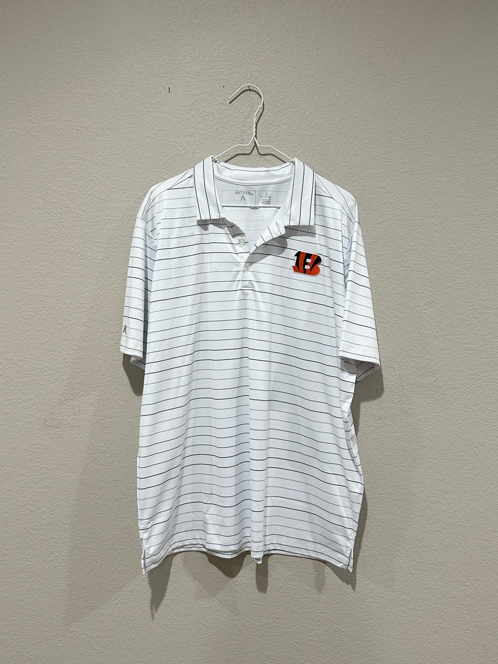 Antigua Cincinnati bengals golf polo - men’s size XL